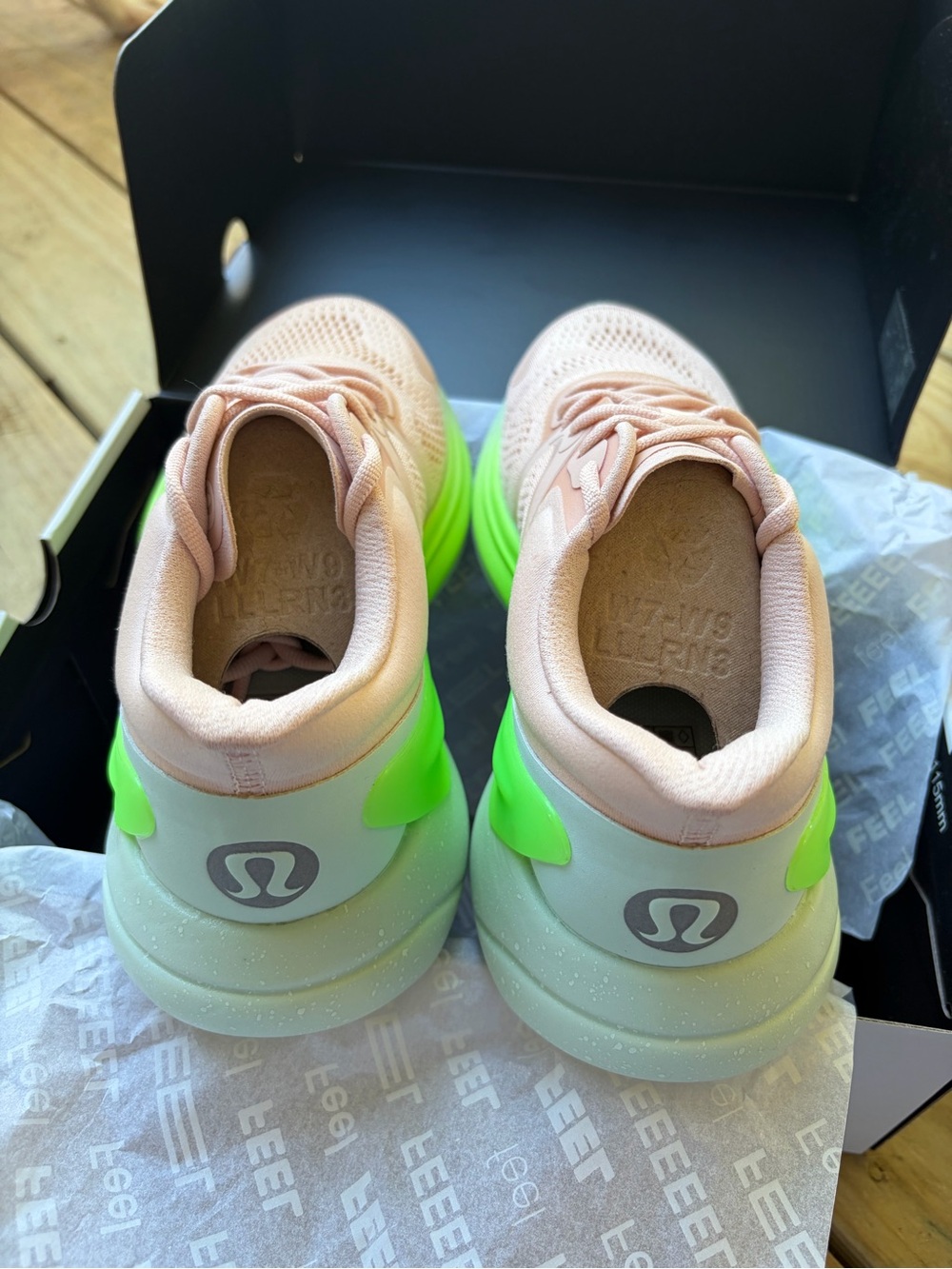 NIB Lululemon size 7 Breathable Pink & Neon Green Women's Running Sneakers - Picture 6 of 10